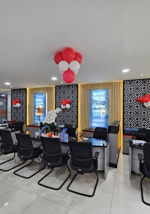 Semarak HUT ke-81 RI, BRI BO Kemayoran Percantik Kantor dengan Dekorasi Merah Putih