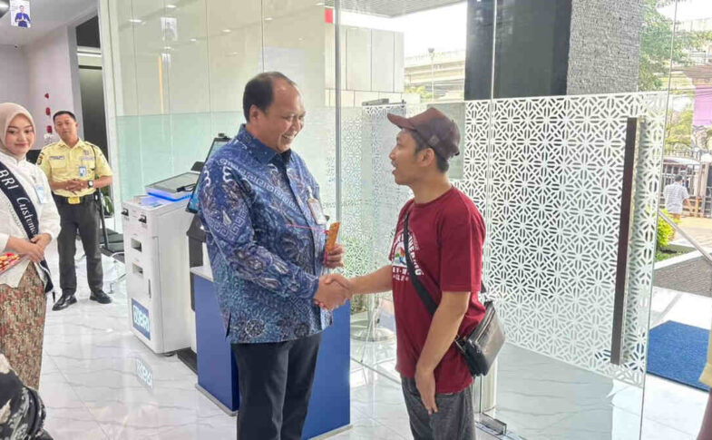 Hari Pelanggan Nasional, BRI BO Kalimalang Hadirkan Pelayanan Hangat dan Berkesan