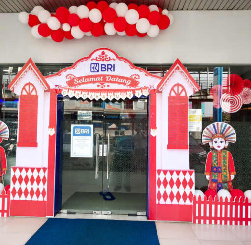 Sambut HUT ke-81 RI, BRI BO Rawamangun Semarakkan Kantor dengan Dekorasi Nuansa Merah Putih