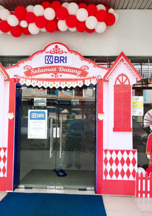 Sambut HUT ke-81 RI, BRI BO Rawamangun Semarakkan Kantor dengan Dekorasi Nuansa Merah Putih